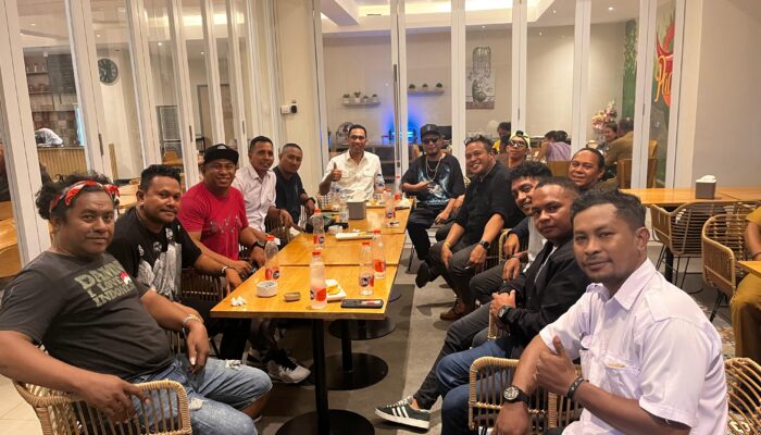 Valentino Amahorseja Dan Reza Likumahwa Ajak Pemusik Ambon Kembangkan Digitalisisi Karya Musik.