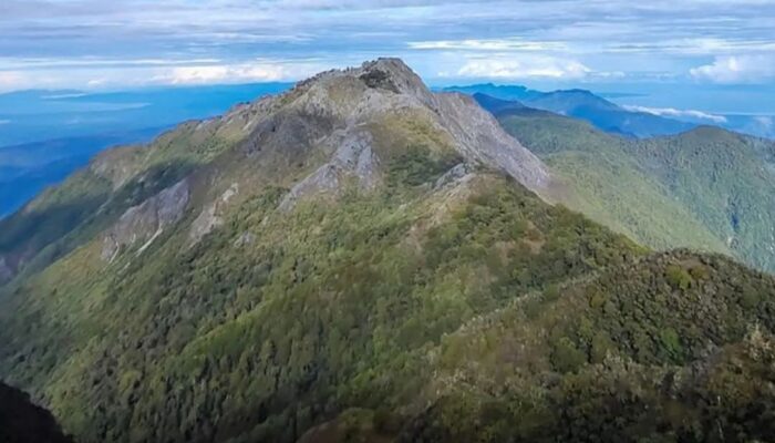 Kabut Tebal Dan Hujan Lebat Bikin Binaya Jadi Terlarang Untuk Pendakian.