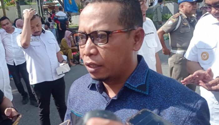 Tak Sudi Dijuluki Ajudan Wali Kota, Ketua DPRD Kota Ambon Layangkan Hak Jawab.