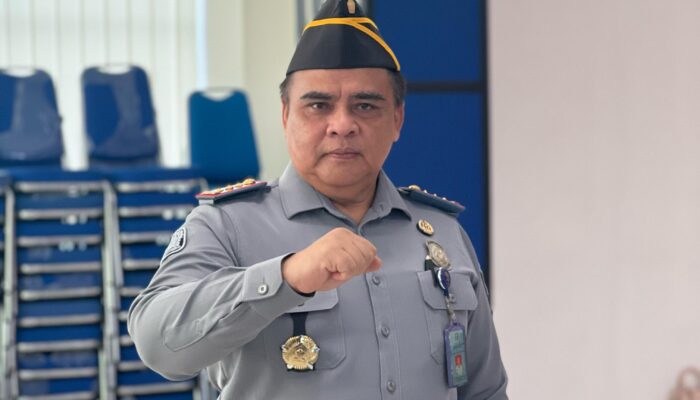Imigrasi Ambon Pulangkan 9 Warga Negara Tiongkok.