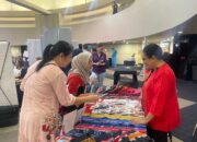 Azael Collection, Brand Lokal Fashion Etnik Maluku Berhasil Tembus International Trade Di Darwin.