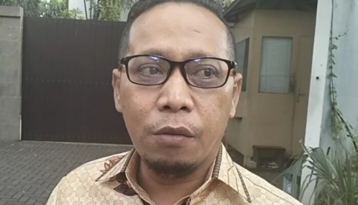 Buktikan Dirinya Bukan Ajudan Wali Kota, Tamaela Serukan DPRD Hantam OPD Nakal.