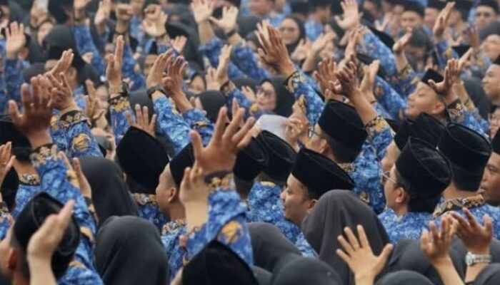 Fenomena PNS Penjilat Dan PNS Profesional