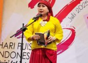 Melalui Obor Sastra , Halimah Munawir : Keluar Masuk Sekolah Memberi Motivasi Siswa ‘Melek Sastra’