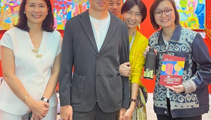 From Chinatown With Love, Oliver Wihardja Membawa Warisan dan Komunitas ke Art Jakarta