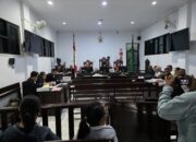 Peradilan Opini Berbahaya, Tuduhan terhadap Fatlolon Disebut Minim Dasar Hukum