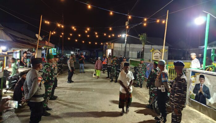 Malam Takbiran di Larat Berlangsung Aman, 121 Warga Terima Zakat Fitrah