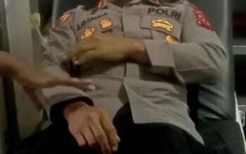 Bentrok Pemuda Danar, Polisi Terluka, Rumah Terbakar