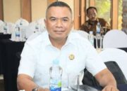 Anos Yermias Soroti Antrean BBM di Ambon